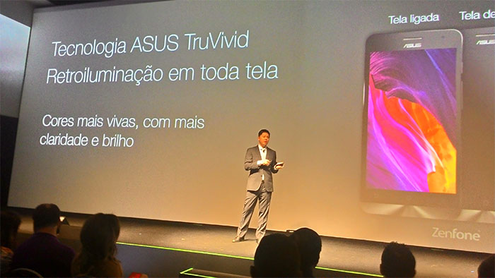 CEO Jerry Shen apresenta o ZenFone