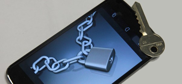 Imagem de smartphone protegido com o seguro para smartphone