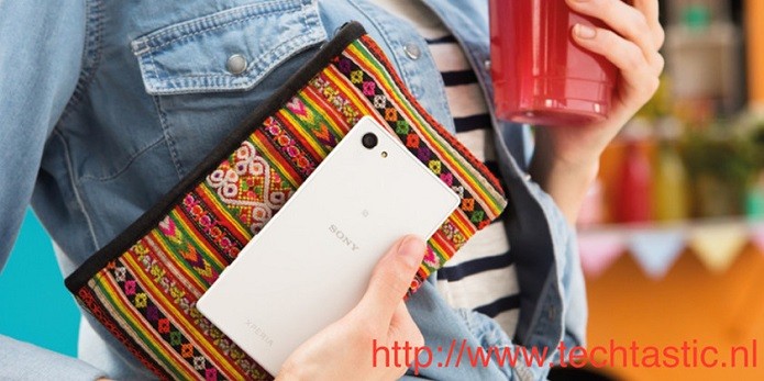 xperia-z5-compact-press-