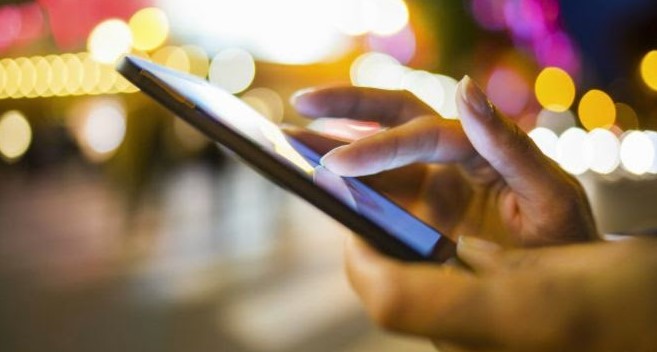Processador, memória e manutenção são essenciais para um smartphone rápido.