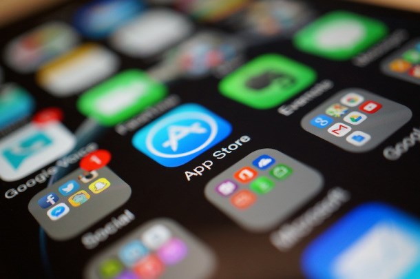 aplicativos baixados em um iphone