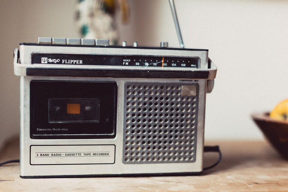 Rádio portátil foi substituída pelo celular Rádio portátil
