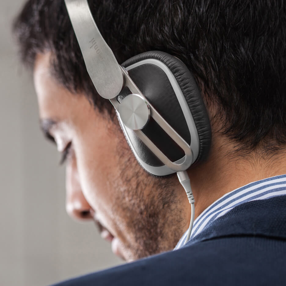 Outro fone muito aguardado pelos consumidores é o Moshi Avanti Air Outro fone muito aguardado pelos consumidores é o Moshi Avanti Air
