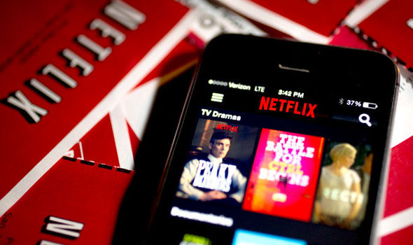 Como baixar filmes e séries da Netflix para assistir off-line