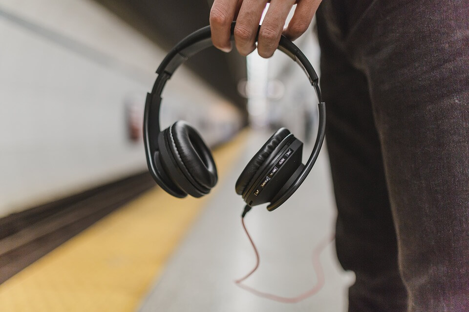 Escolha qual o melhor headset para ouvir música no celular!