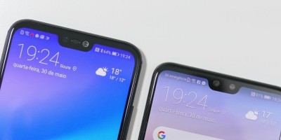 vista superior de dois smartphones com notch, entalhe na tela.